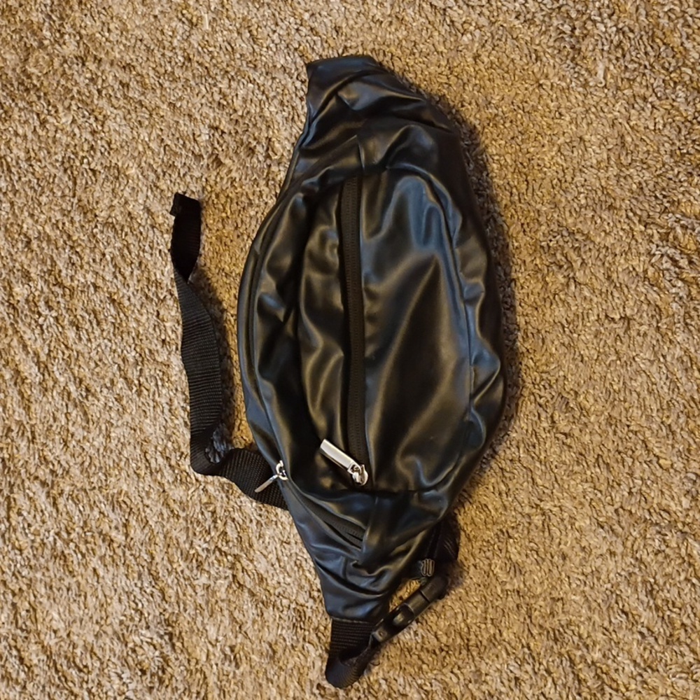 Black Fanny Pack-BUNDLE ONLY!